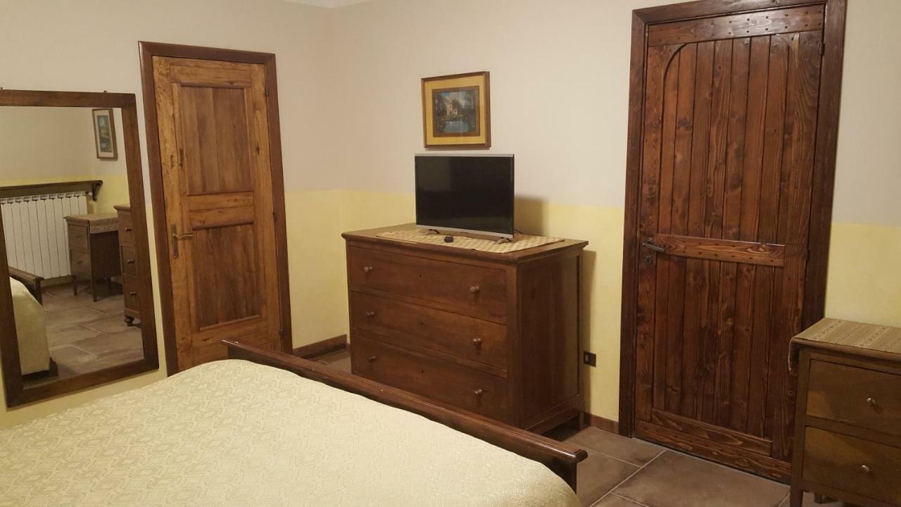 Agriturismo Countryhouse Le Giare غوبيو المظهر الخارجي الصورة