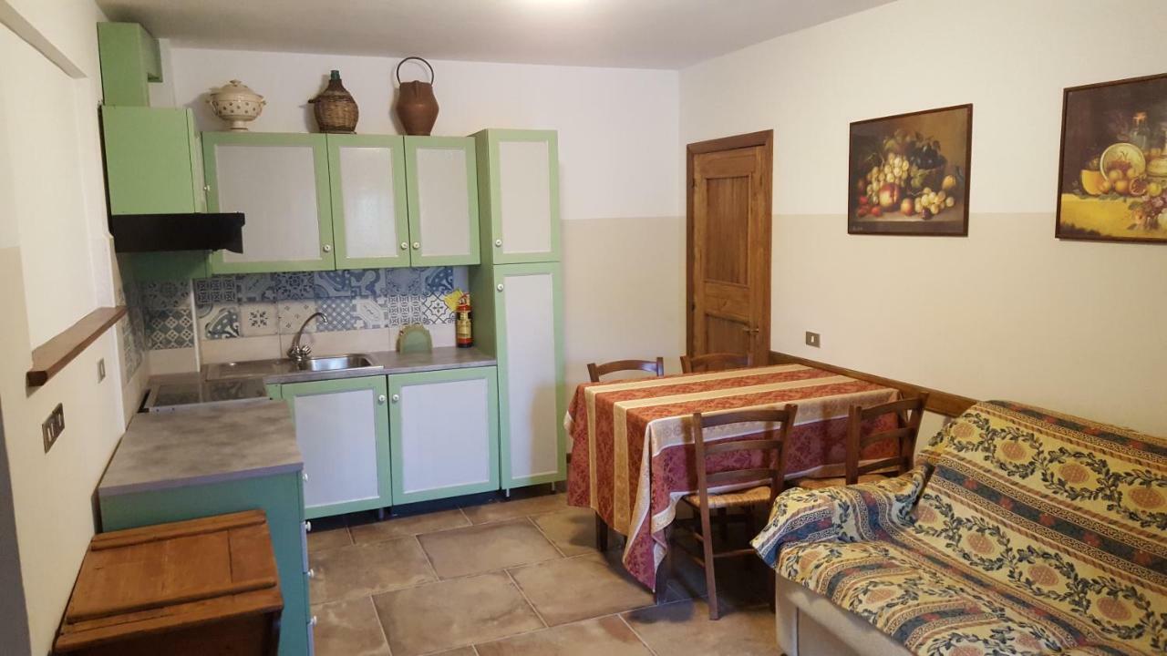 Agriturismo Countryhouse Le Giare غوبيو المظهر الخارجي الصورة