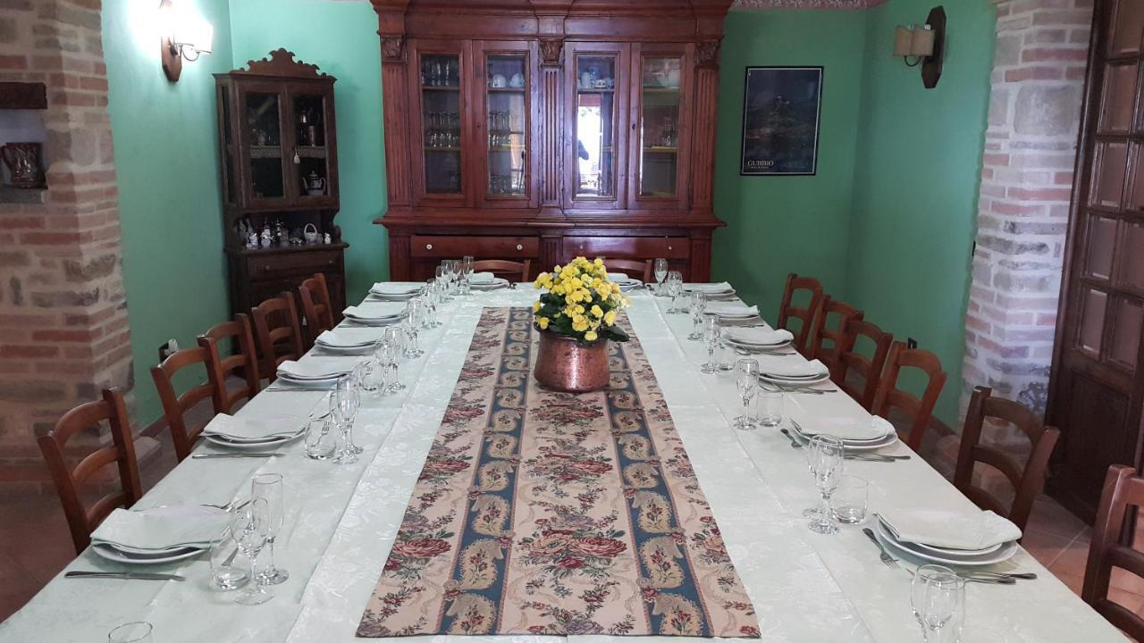 Agriturismo Countryhouse Le Giare غوبيو المظهر الخارجي الصورة