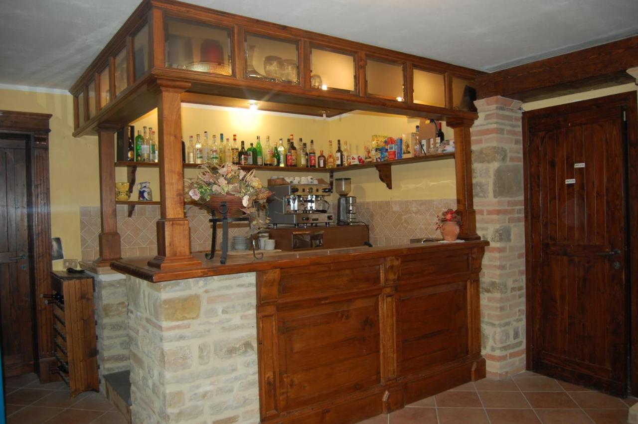 Agriturismo Countryhouse Le Giare غوبيو المظهر الخارجي الصورة