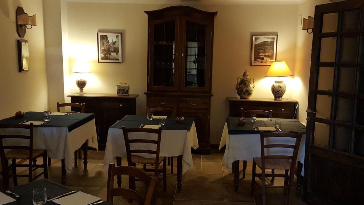 Agriturismo Countryhouse Le Giare غوبيو المظهر الخارجي الصورة